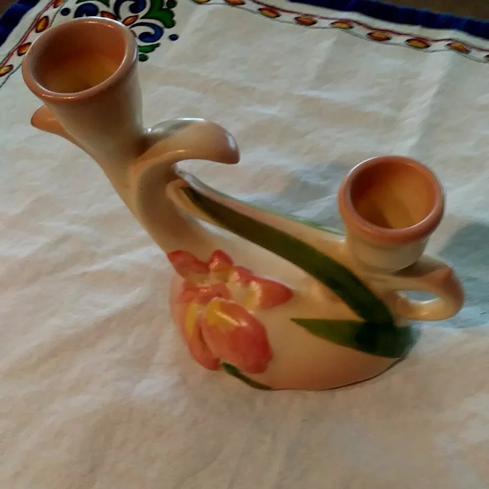 Vintage 1930s Camark Pottery Twin Candle Holder – Pink Iris Floral Art Deco US